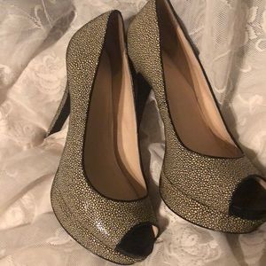 Calvin Klein stilettos 5’ worned only once